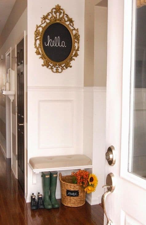 best entryway decor for tiny area