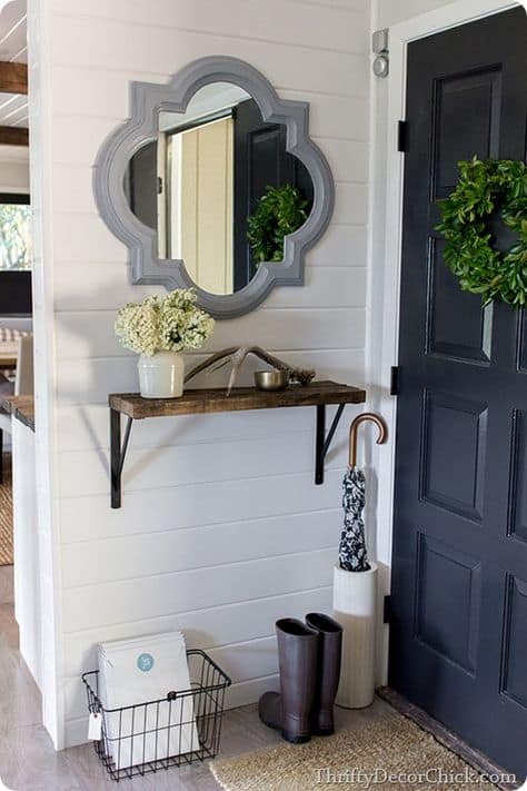 front entryway decor idea tiny space
