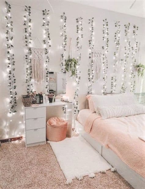 small teenage room ideas garland and lights wall decor