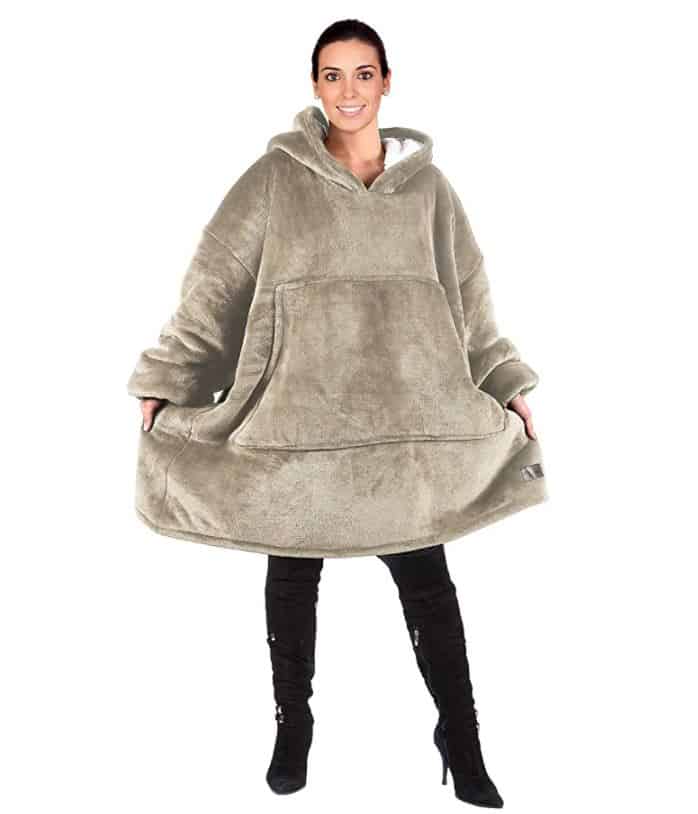 college must haves cozy ideas oversized sweatshirt blanket hoodie