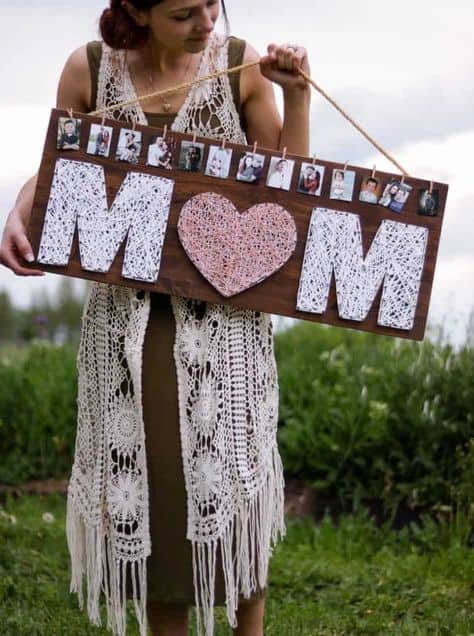 diy gifts for mom birthday sign and photos