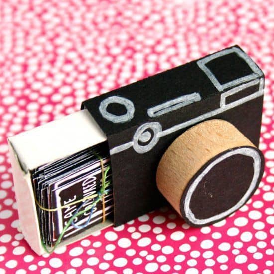 diy presents for girlfriends camera photo shoot prompts