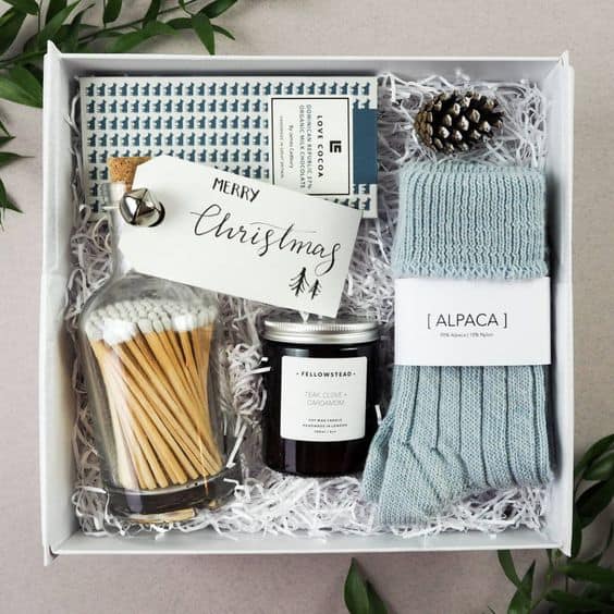 christmas friend gift basket simple holiday basket