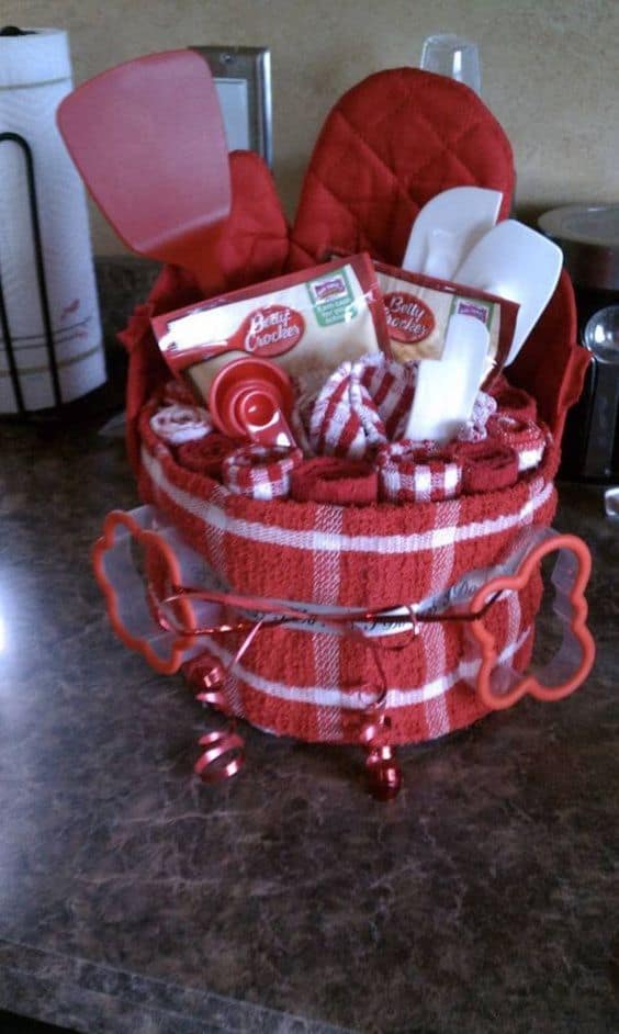 friend gift basket idea cooking basket