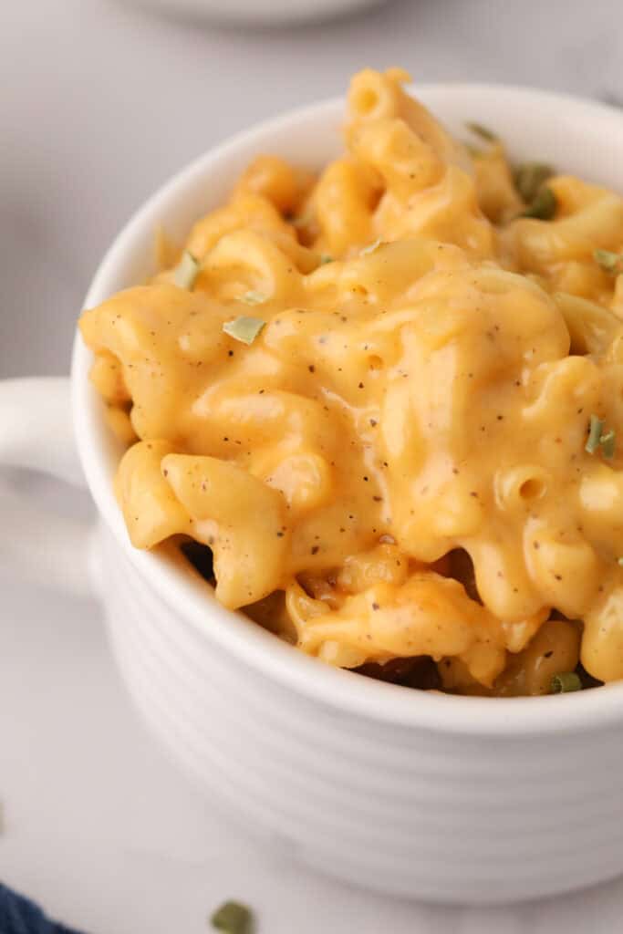 easy slow cooker mac and cheese