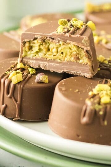 Dubai Chocolate Cups with Pistachio Cream