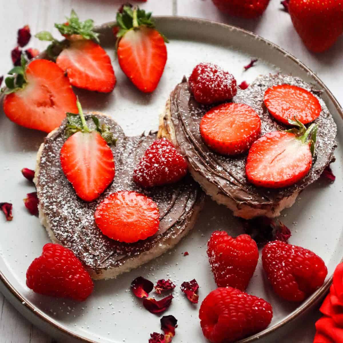 Strawberry Nutella Heart Toasts for Valentine’s Day Breakfast