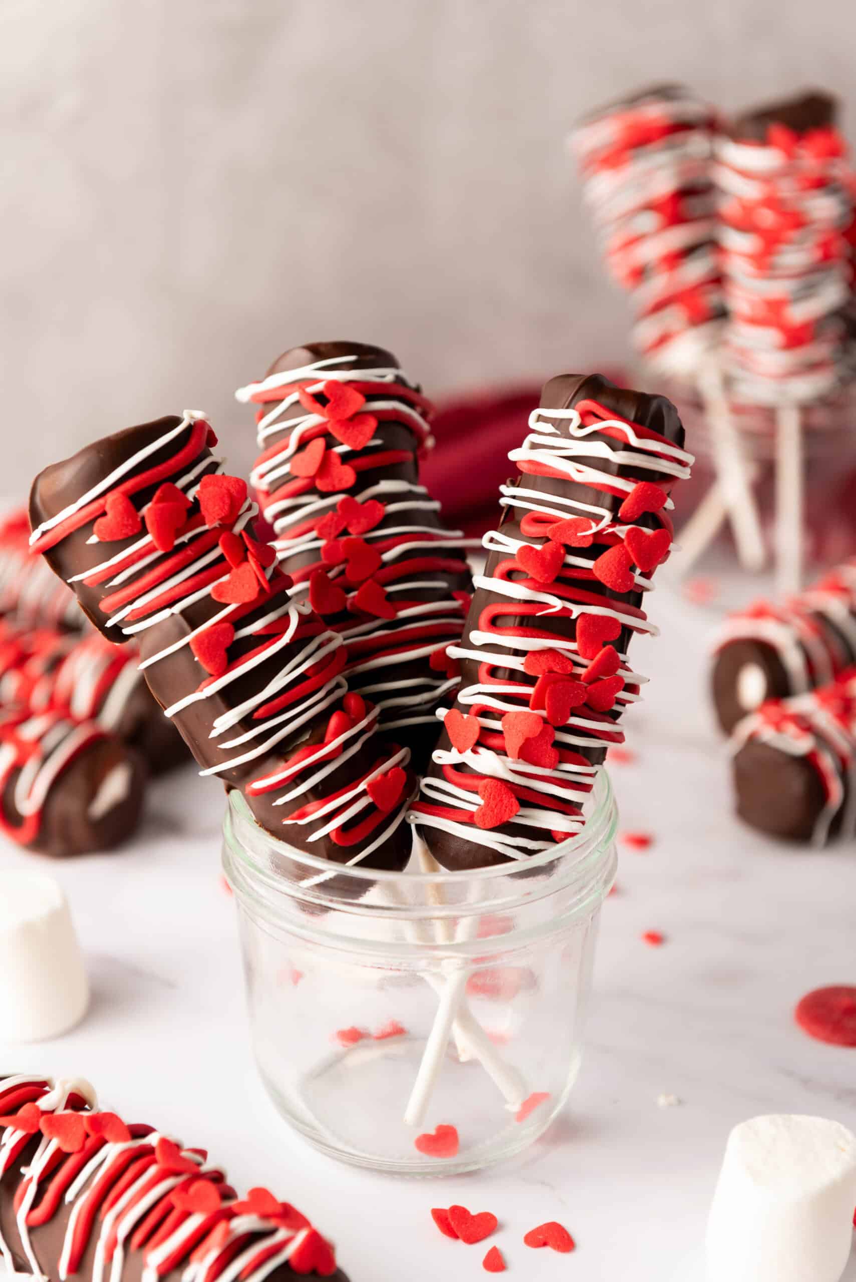 Valentine’s Day Marshmallow Pops