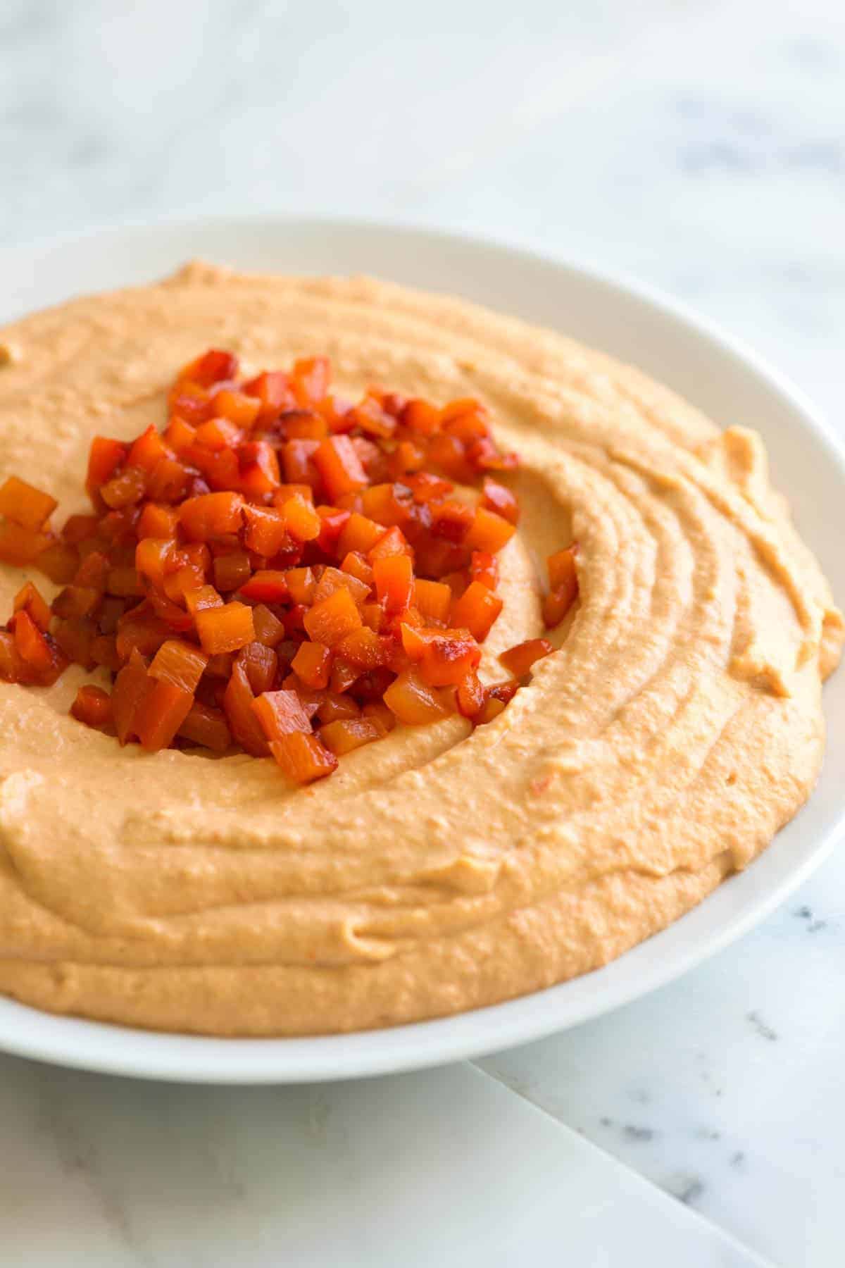 Easy Roasted Red Pepper Hummus