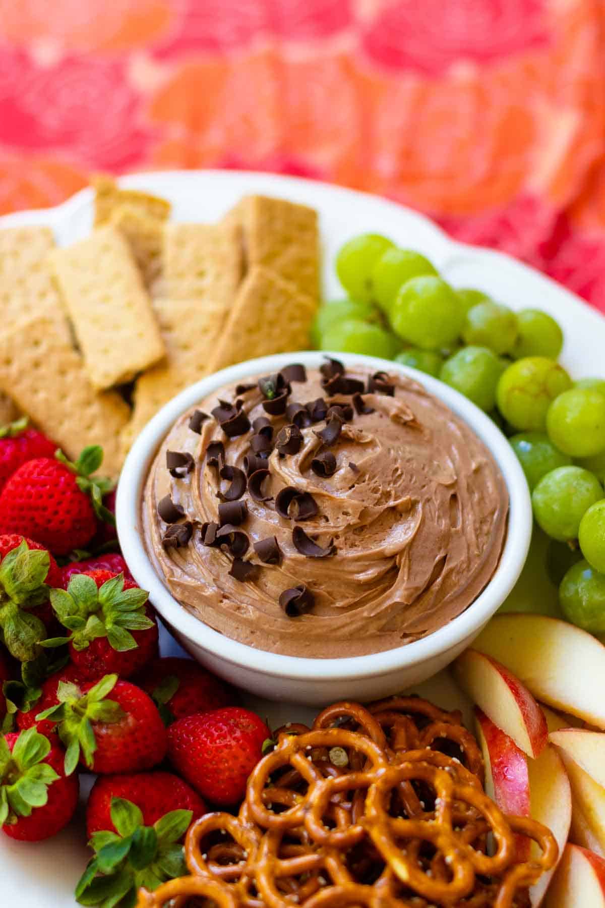 Easy Creamy Chocolate Dip