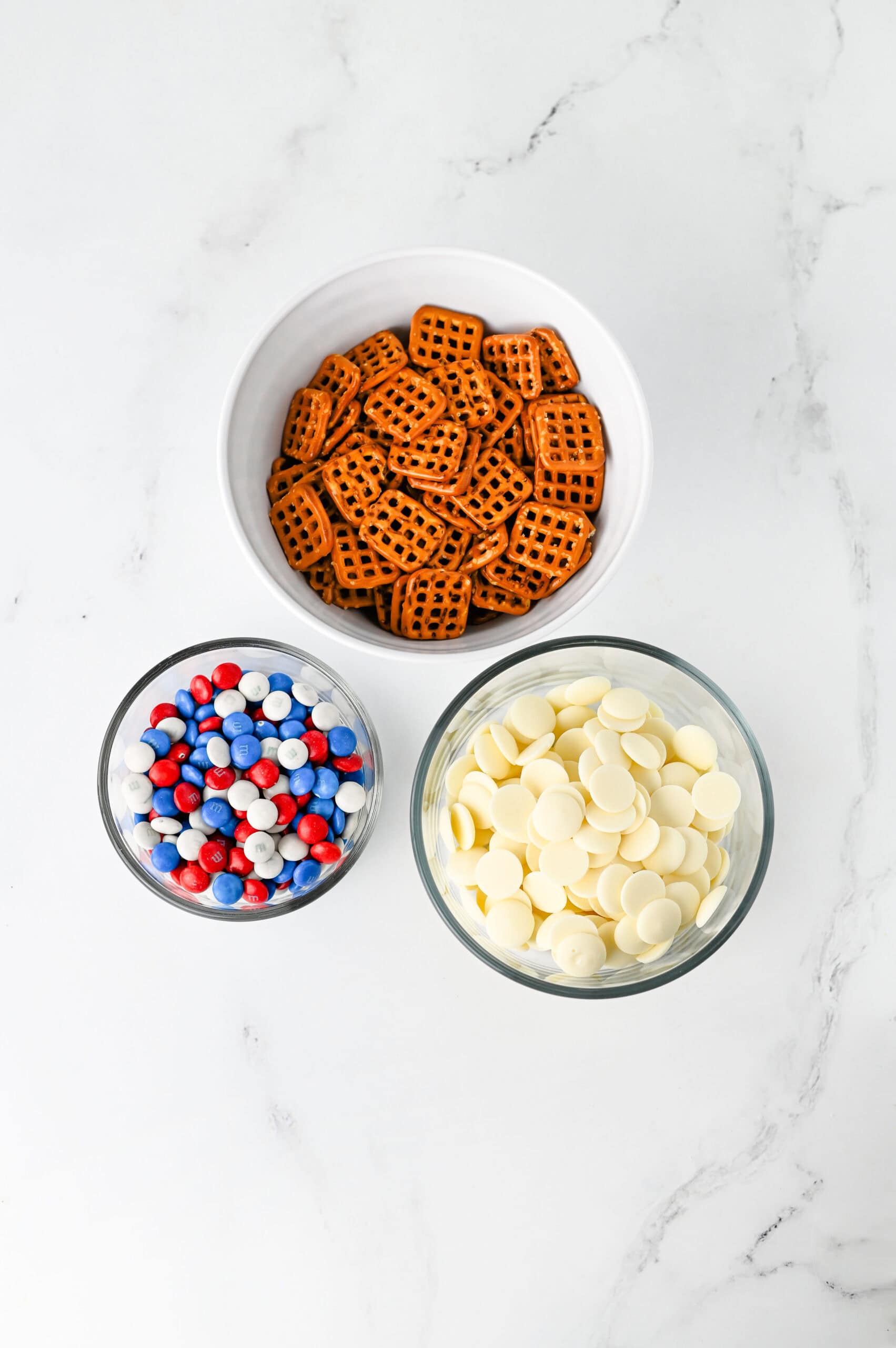 Patriotic Red White and Blue Pretzels Ingredients