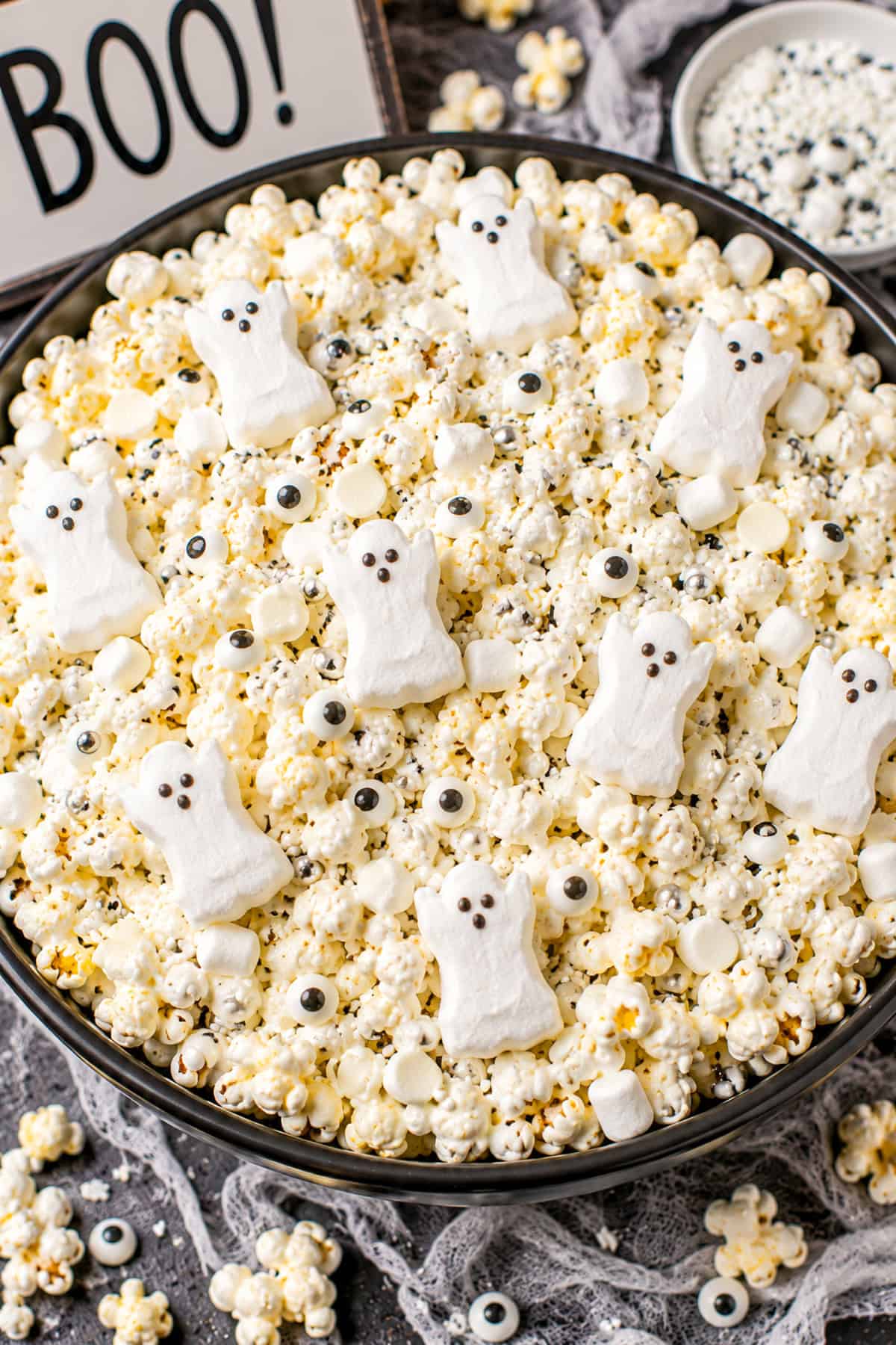 ghost popcorn mix recipe with ghost peeps