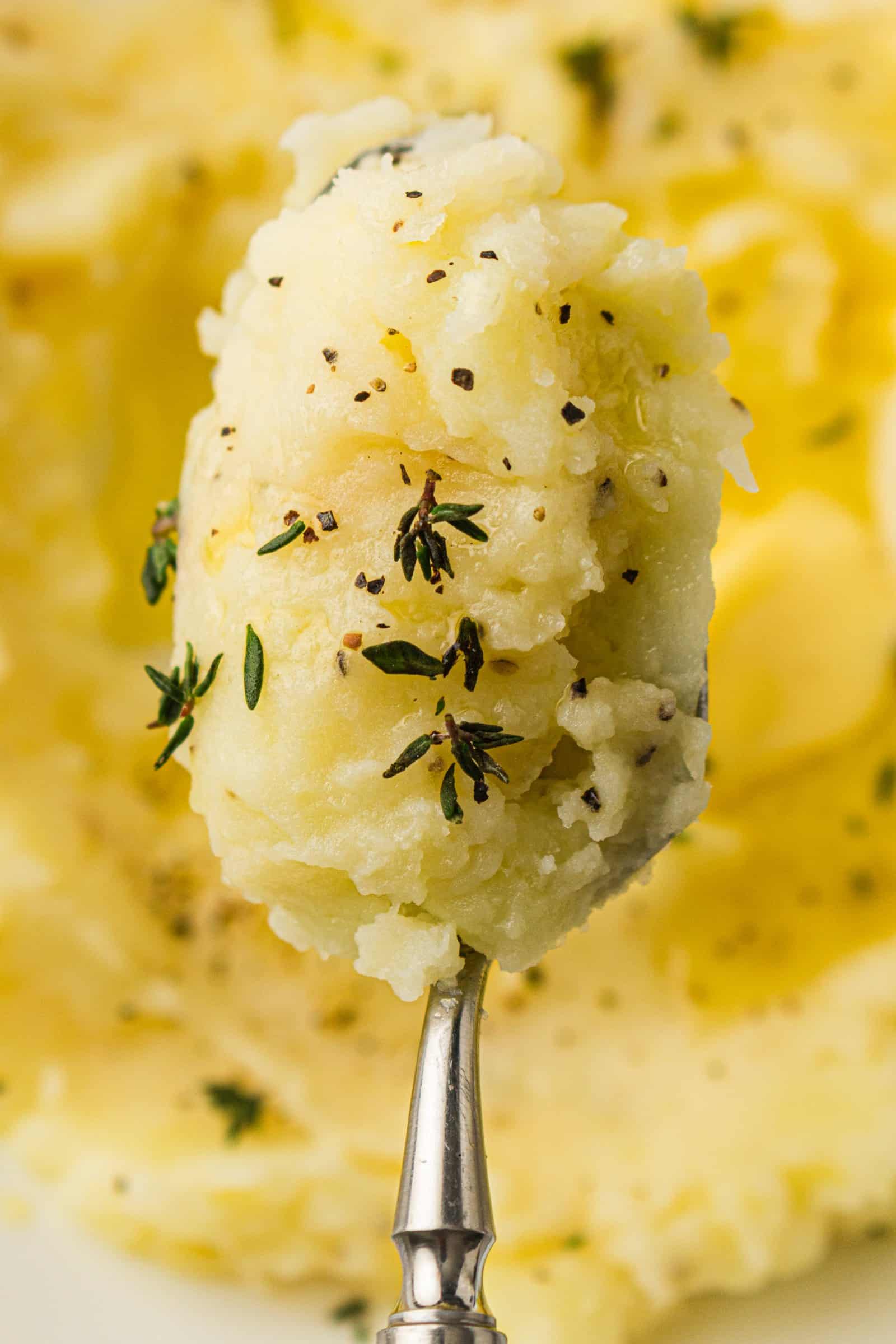 Spoonful of creamy easy mashed potatoes.